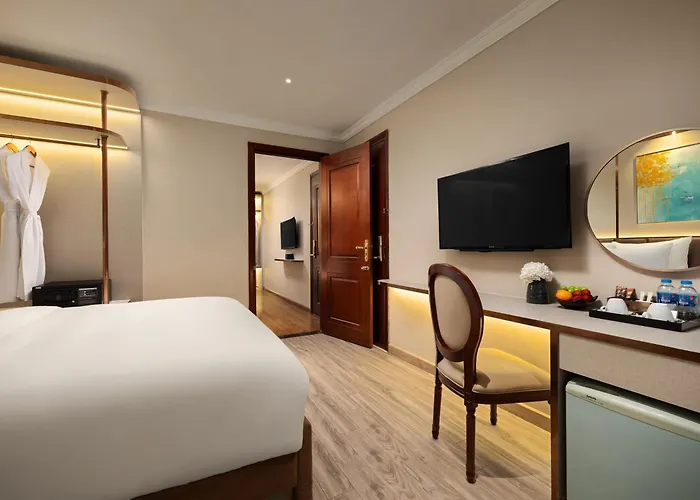 Splendid Secret Hotel