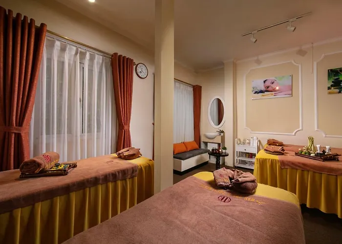 Hanoi Center Silk Premium Hotel & Spa & Travel